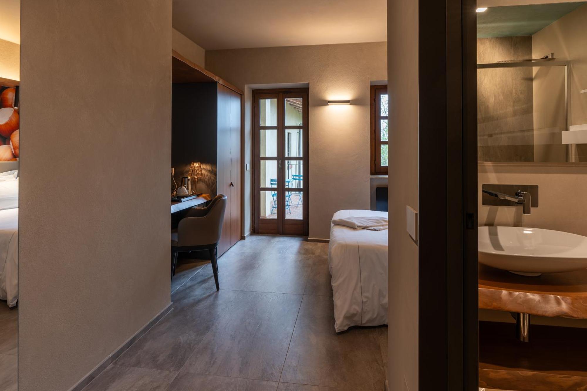 Il Vigneto Guest House Roddi Exterior foto